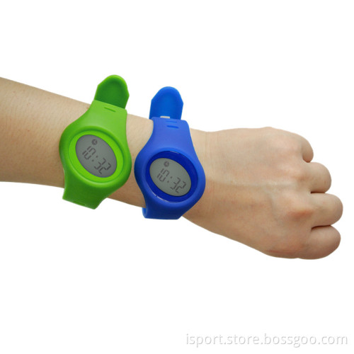 Trendy Design Bluetooth Pedometer Watch with Various Color Choices